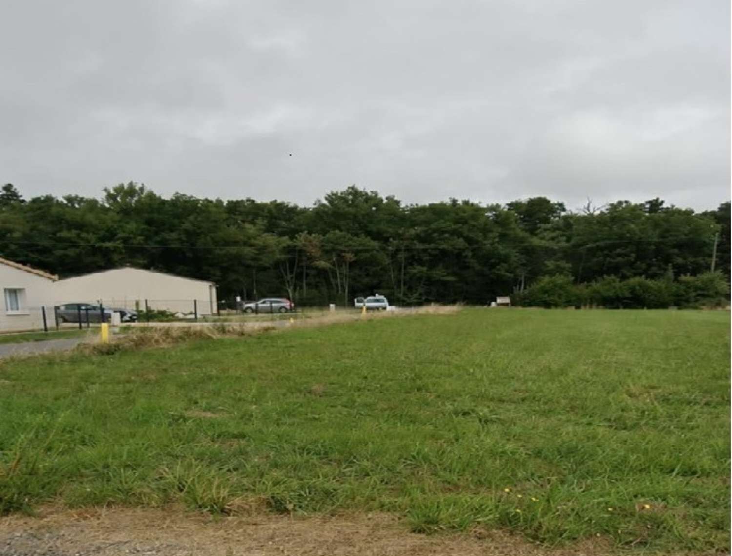  te koop terrein Fleuré Vienne 2