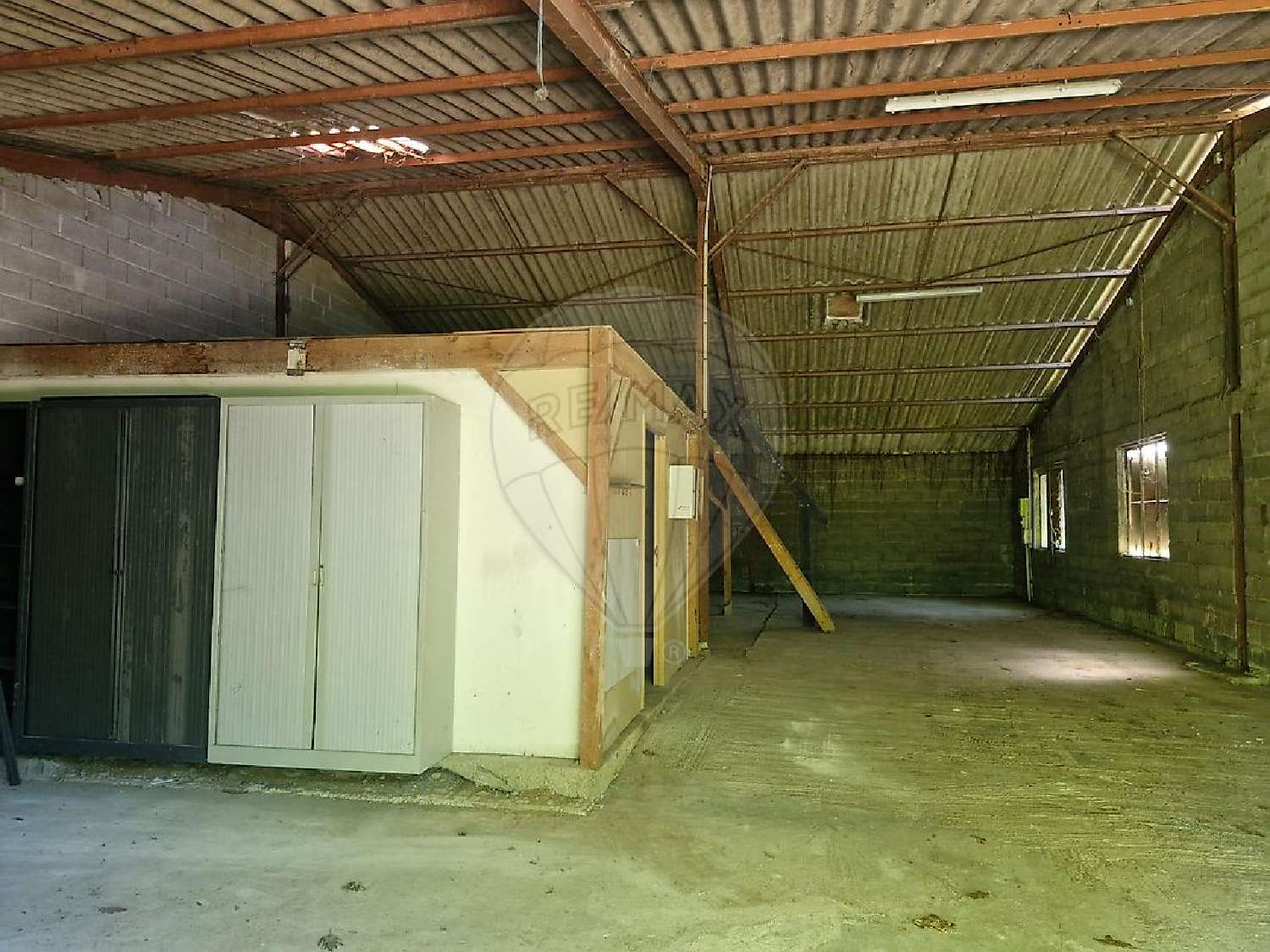 en venta terreno Guéreins Ain 3