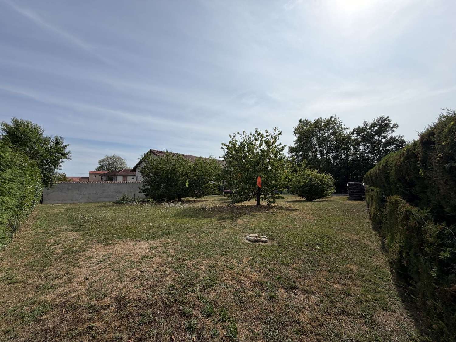 te koop terrein Neuville-les-Dames Ain 1