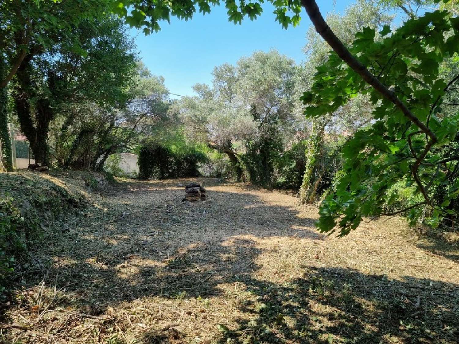 à vendre terrain Saint-Savournin Bouches-du-Rhône 1