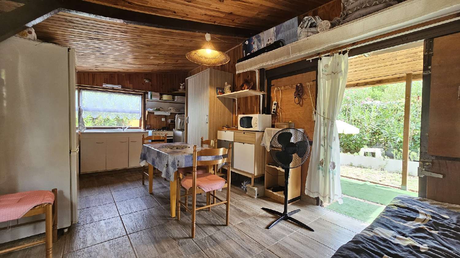  à vendre terrain Vias Hérault 5