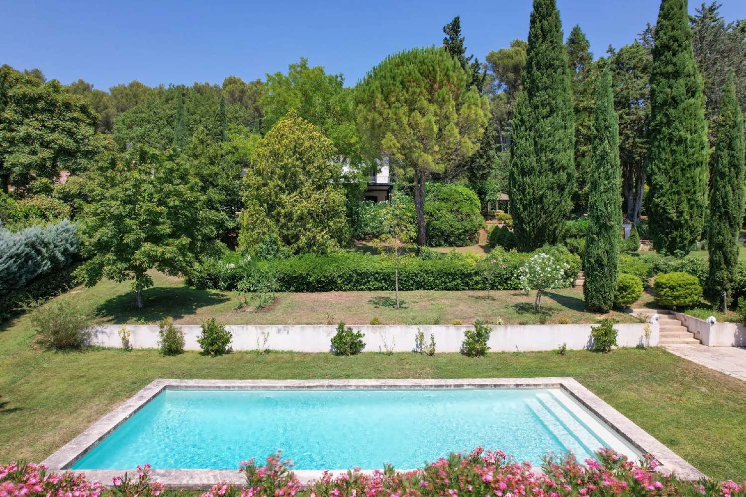 à vendre villa Aix-en-Provence Bouches-du-Rhône 3