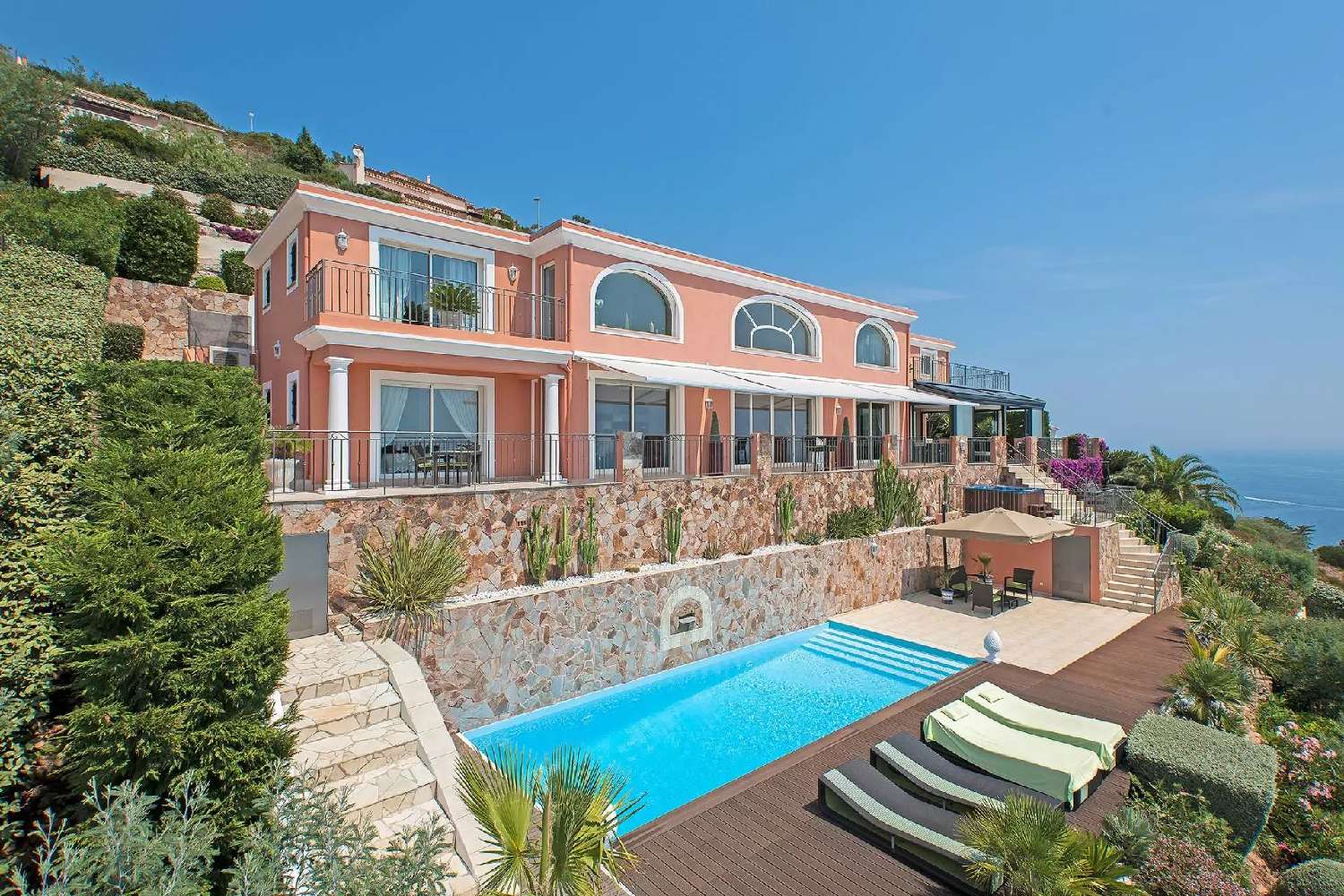 en venta villa Anthéor Var 2