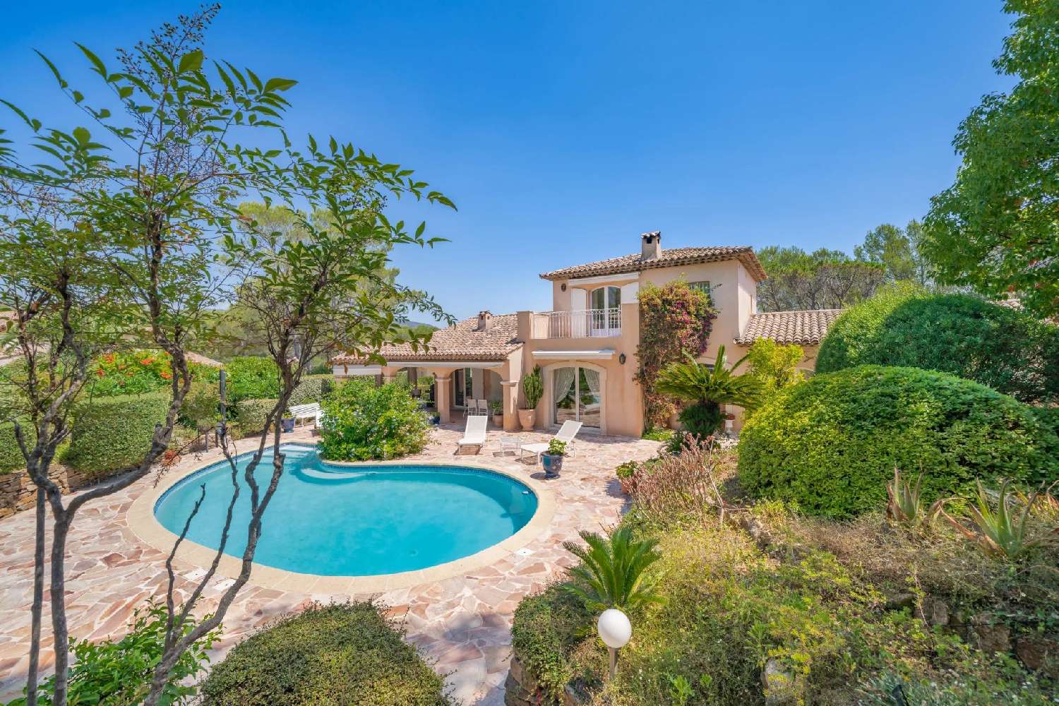 for sale villa Anthéor Var 1