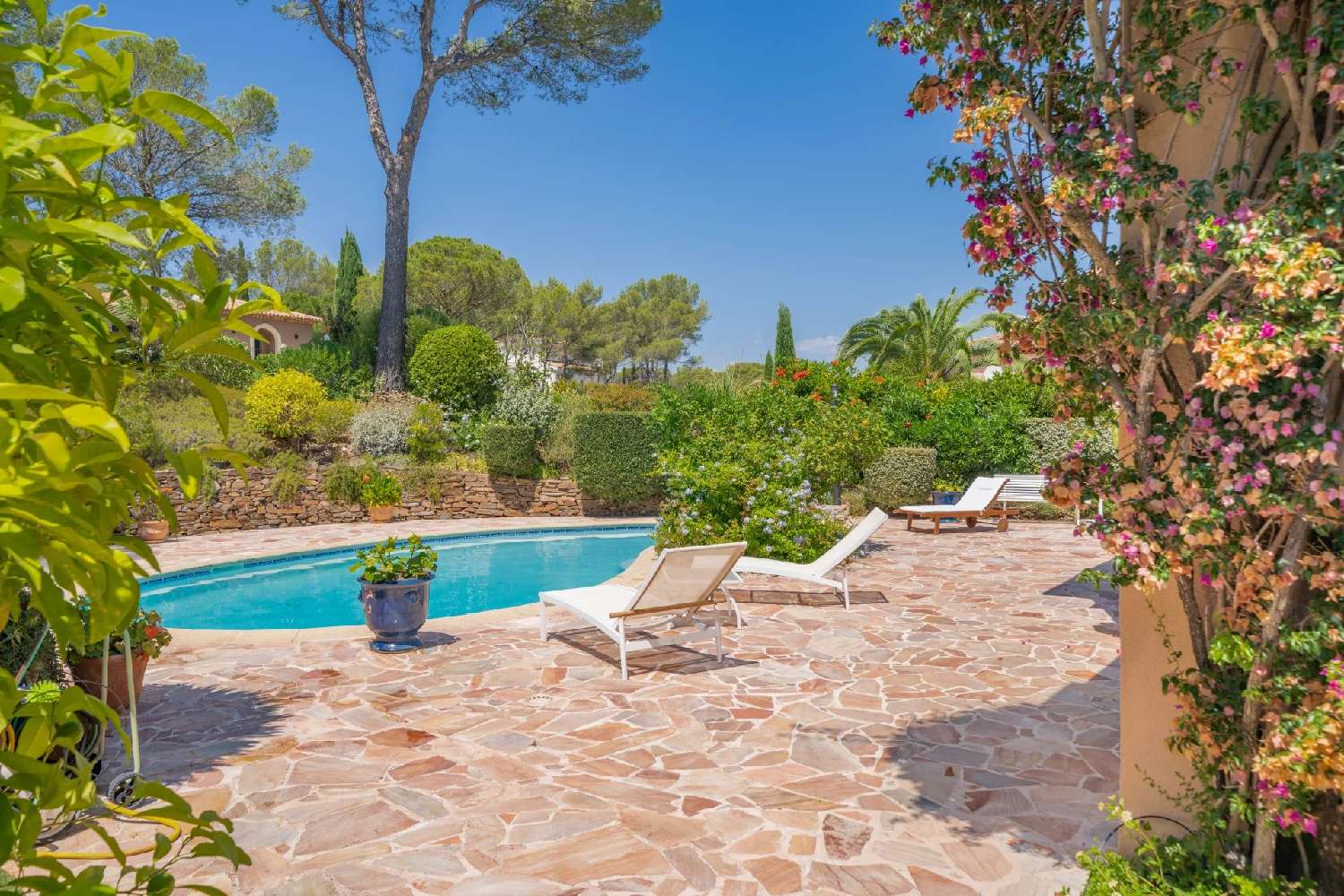 for sale villa Anthéor Var 2