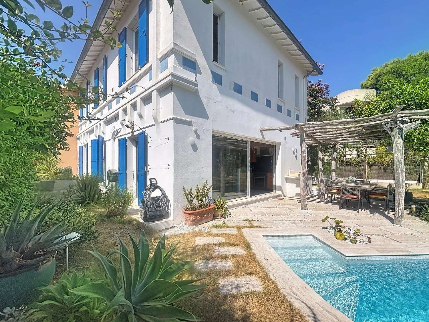 à vendre villa Antibes 06160 Alpes-Maritimes 6