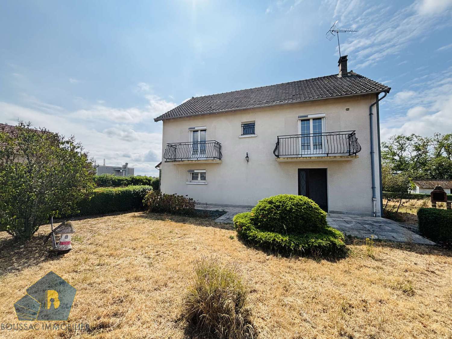  en venta villa Boussac-Bourg Creuse 1
