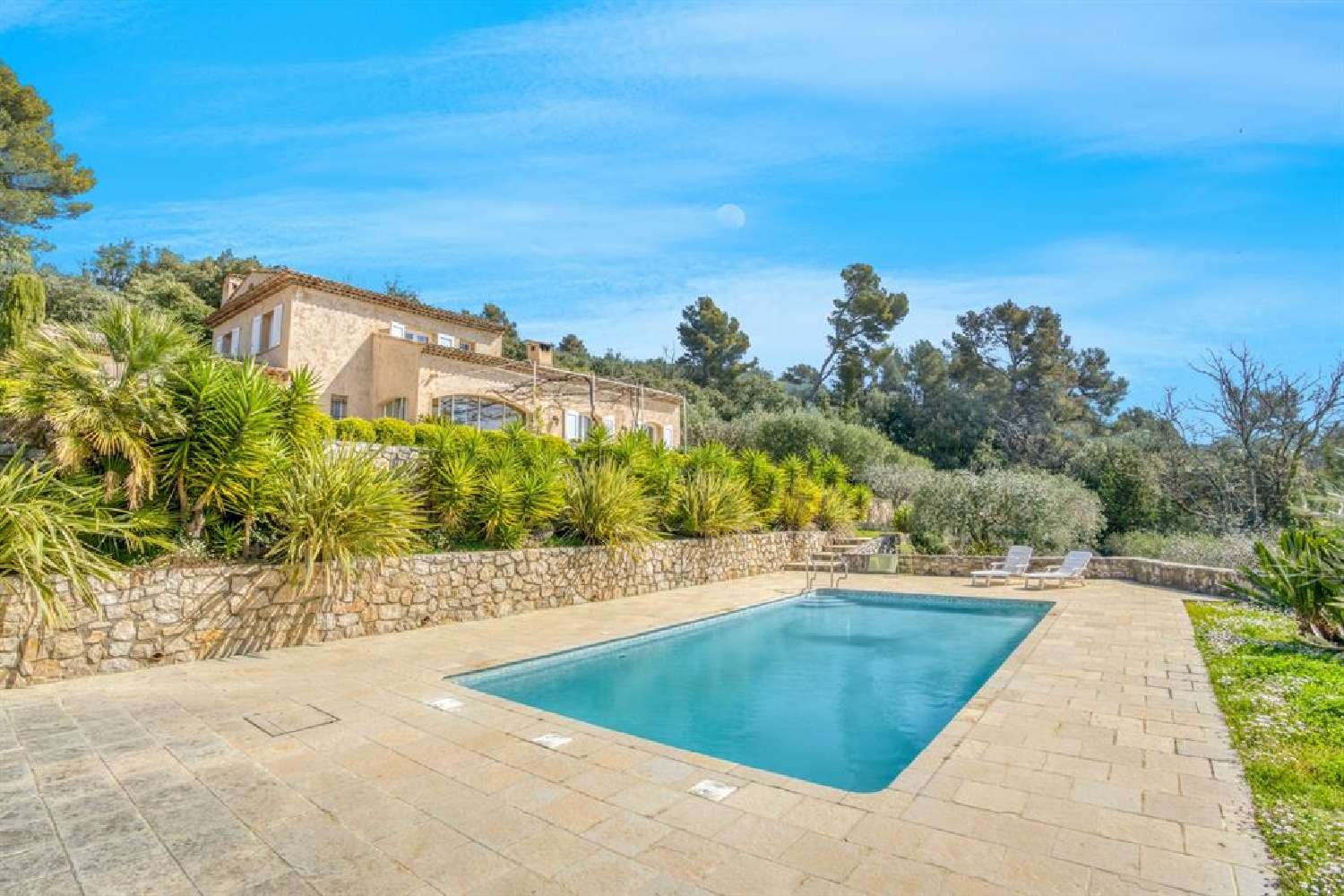 à vendre villa Cabris Alpes-Maritimes 2