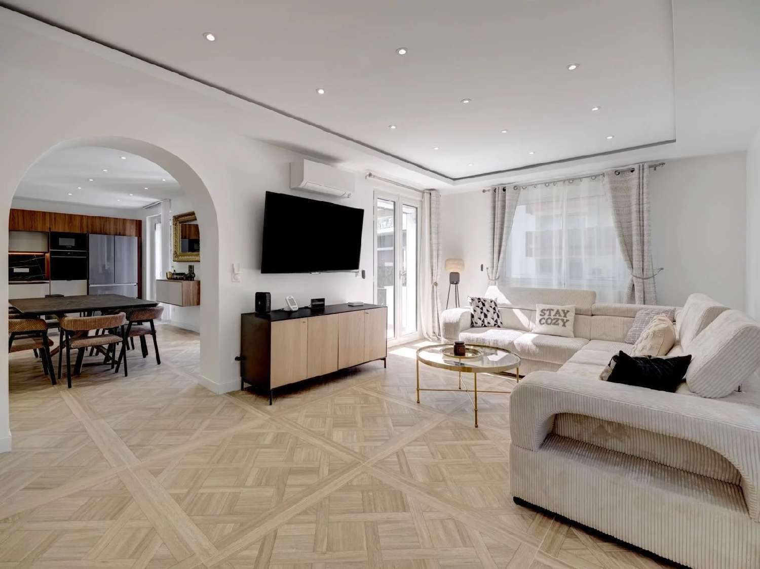 à vendre villa Juan-les-Pins Alpes-Maritimes 6