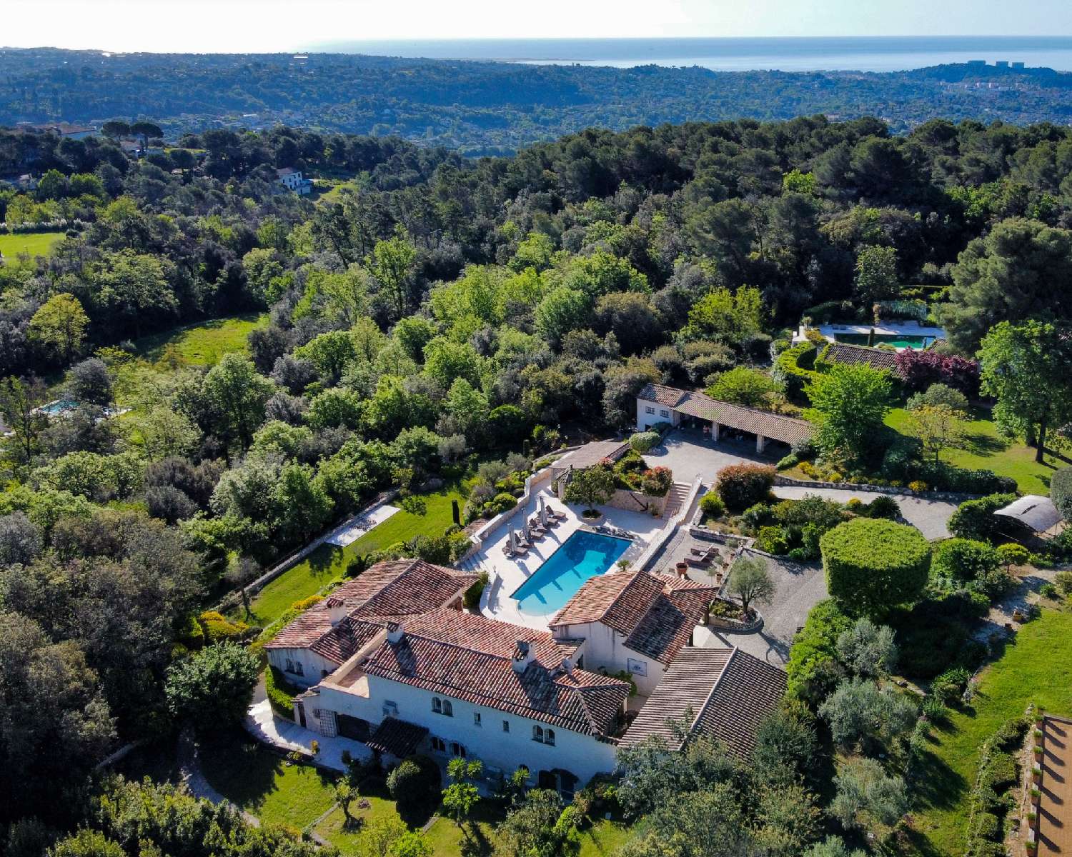 à vendre villa La Colle-sur-Loup Alpes-Maritimes 1