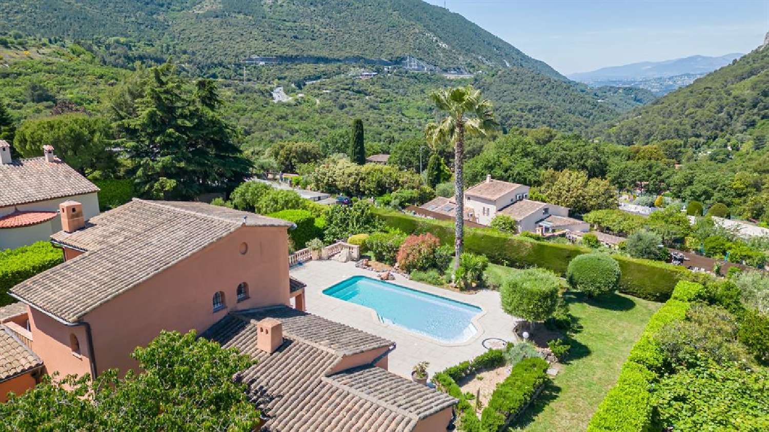 à vendre villa La Turbie Alpes-Maritimes 2