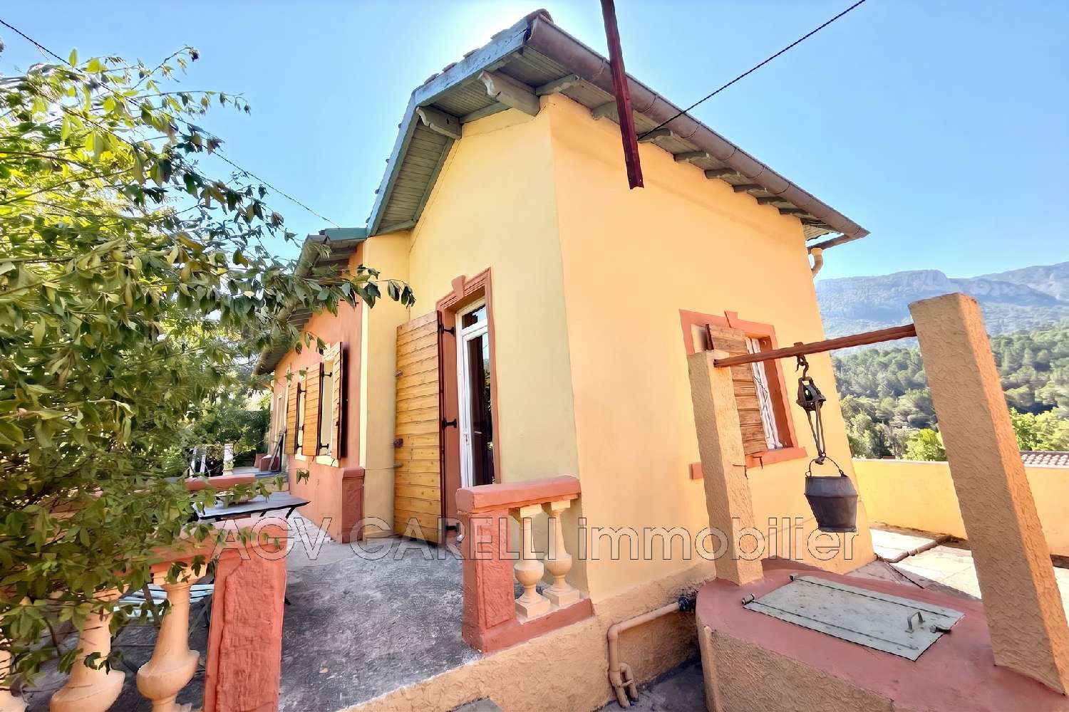  te koop villa Le Revest-les-Eaux Var 1