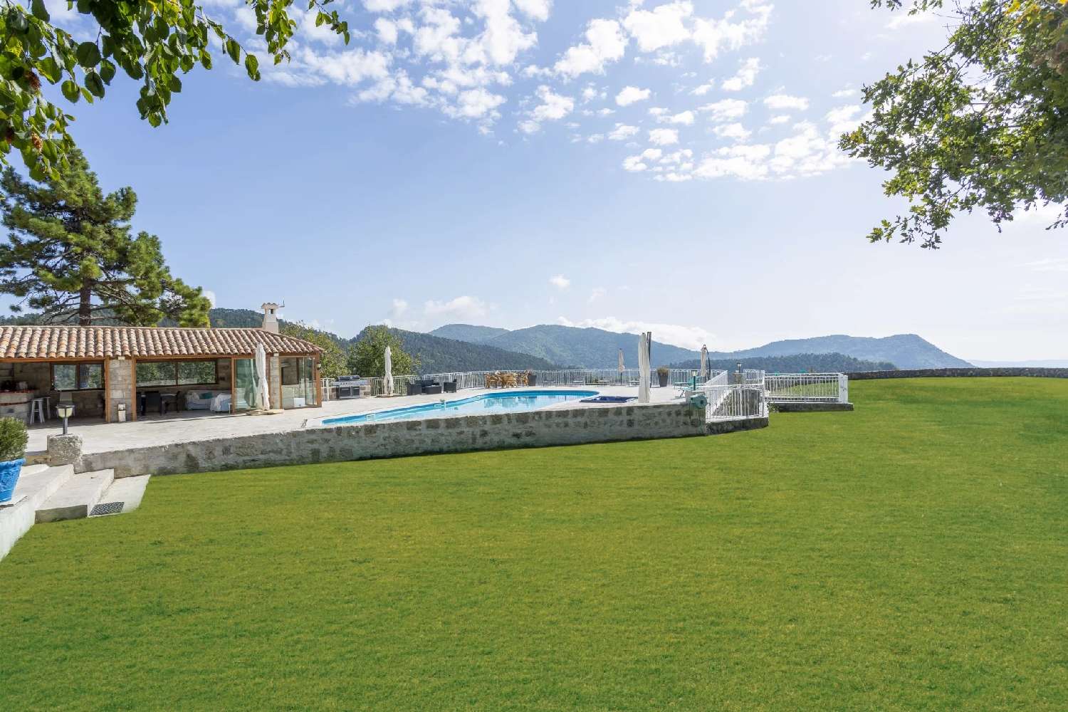 kaufen Villa Lucéram Alpes-Maritimes 2