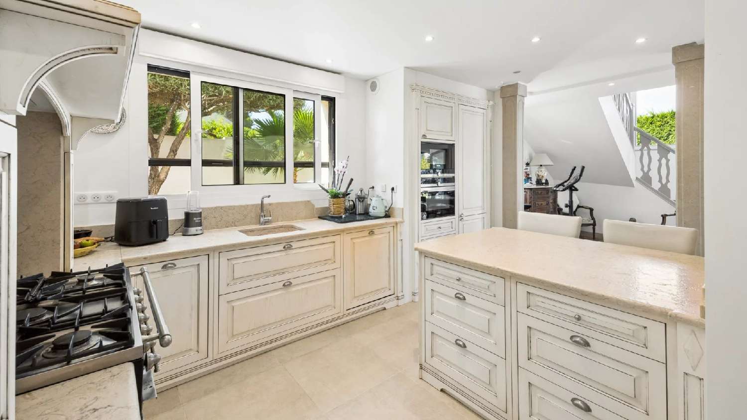 te koop villa Mandelieu-la-Napoule Alpes-Maritimes 6
