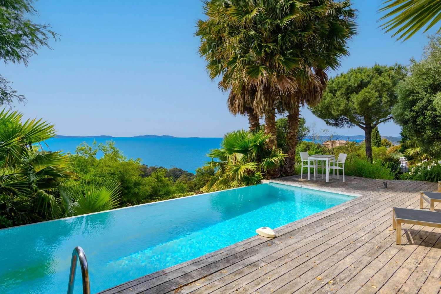 for sale villa Rayol-Canadel-sur-Mer Var 2