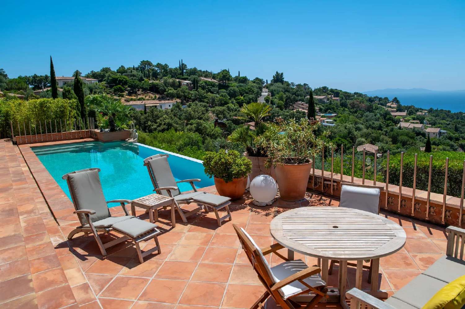 en venta villa Rayol-Canadel-sur-Mer Var 8