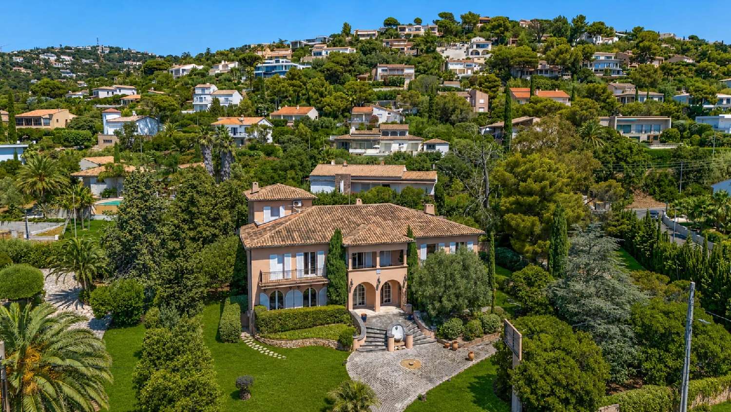 à vendre villa Roquebrune-sur Argens Var 4