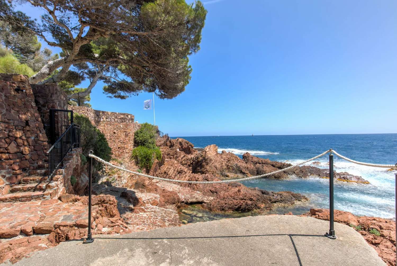 for sale villa Théoule-sur-Mer Alpes-Maritimes 4