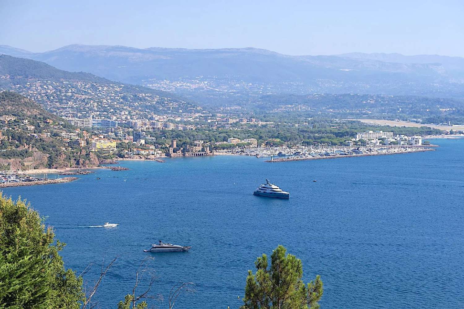 à vendre villa Théoule-sur-Mer Alpes-Maritimes 4