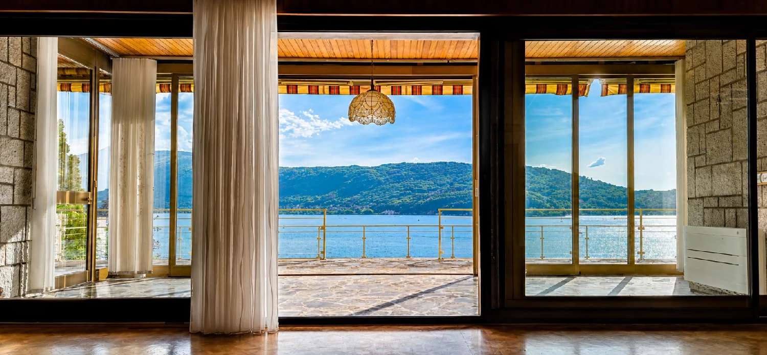 à vendre villa Veyrier-du-Lac Haute-Savoie 2