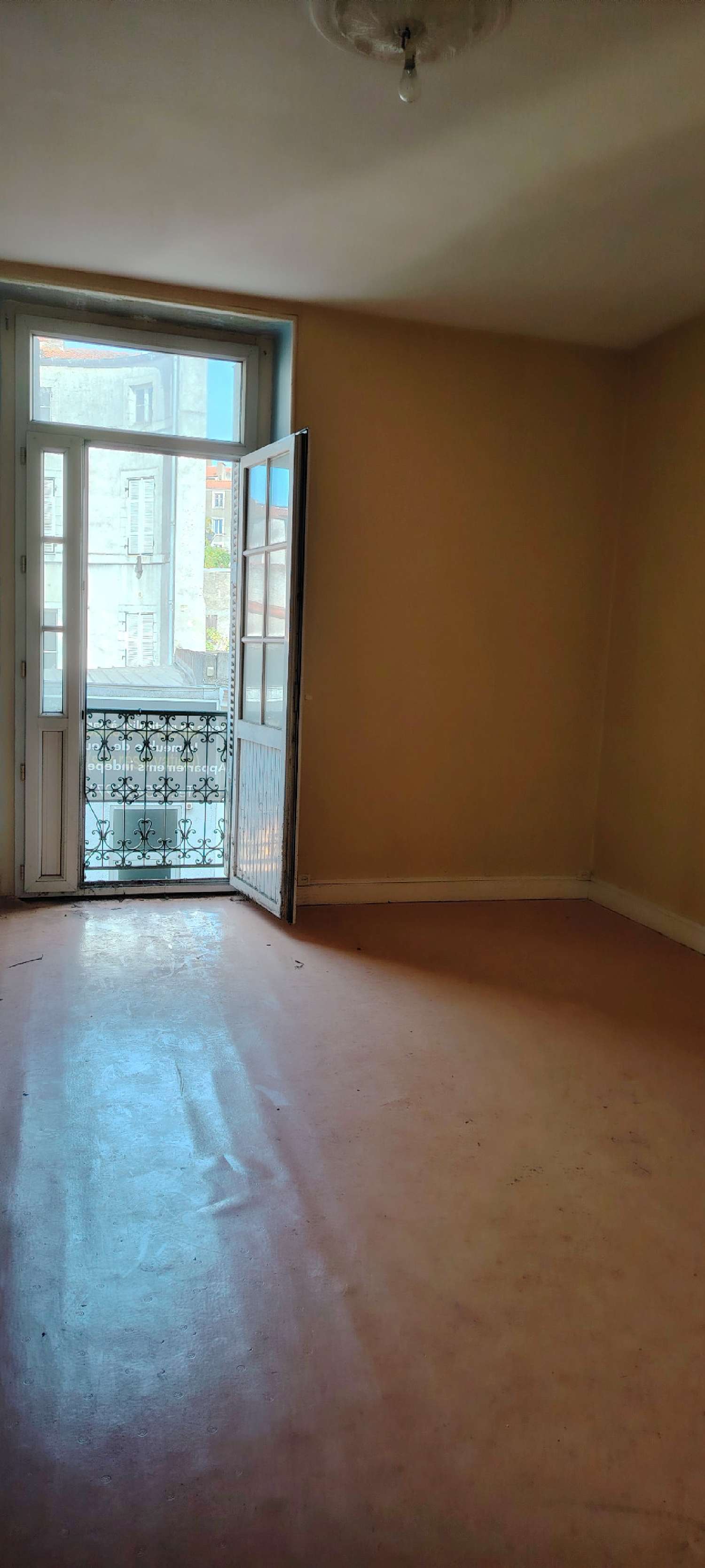  à vendre maison de village Airvault Deux-Sèvres 1