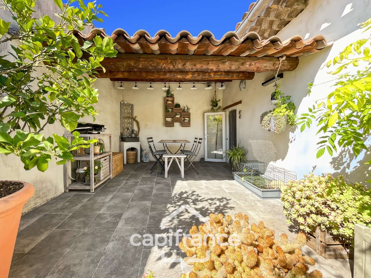  à vendre maison de village Alleins Bouches-du-Rhône 2
