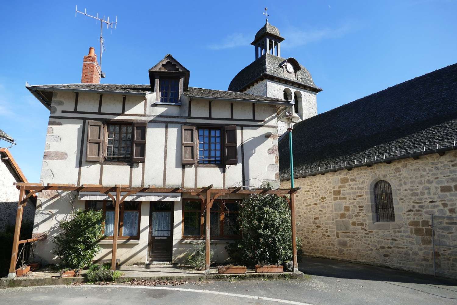  kaufen Dorfhaus Calvinet Cantal 2
