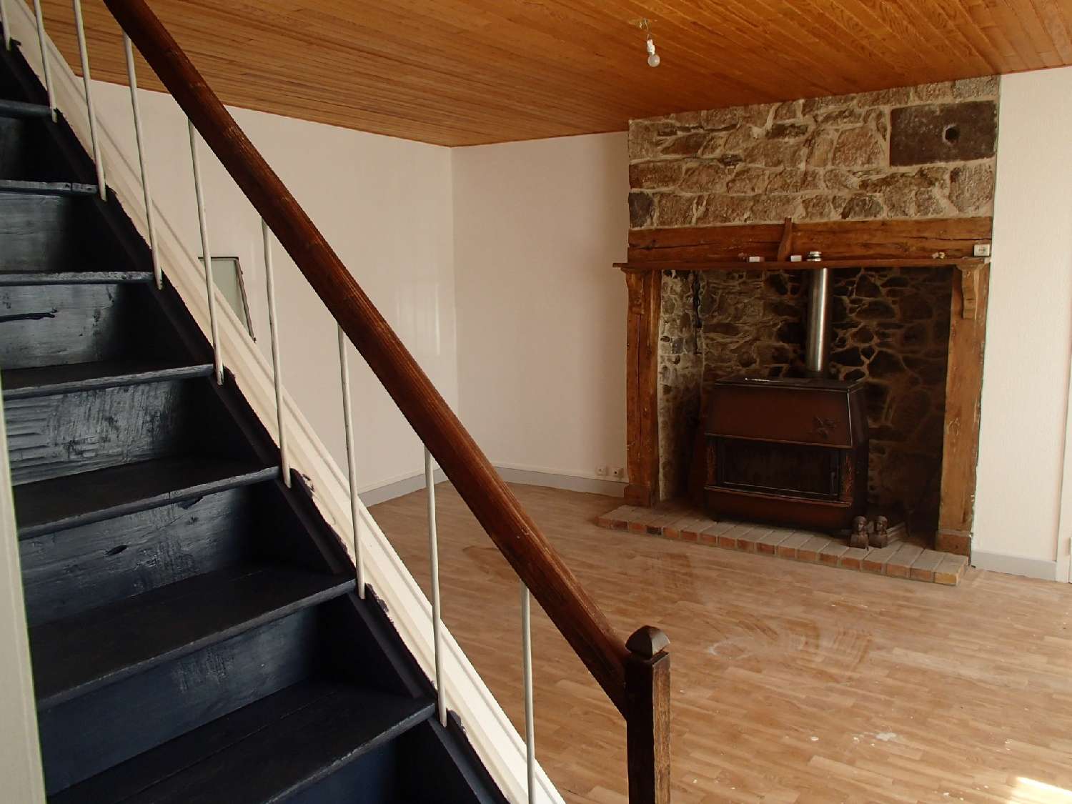 te koop dorpshuis Cassaniouze Cantal 3