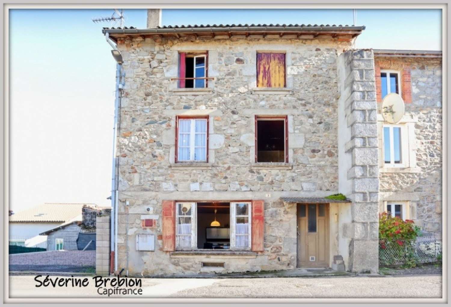  à vendre maison de village Celles-sur-Durolle Puy-de-Dôme 1