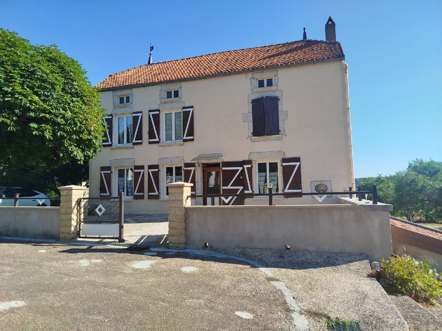 en venta casa de pueblo Chassigny Haute-Marne 2