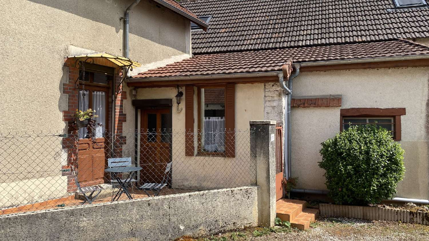  for sale village house Châtel-Gérard Yonne 1