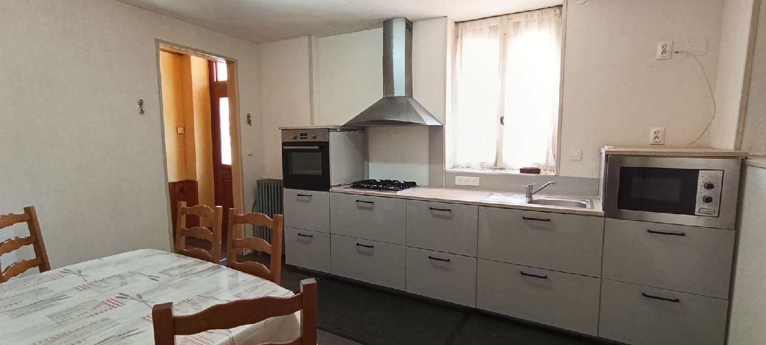 te koop dorpshuis Dornecy Nièvre 2