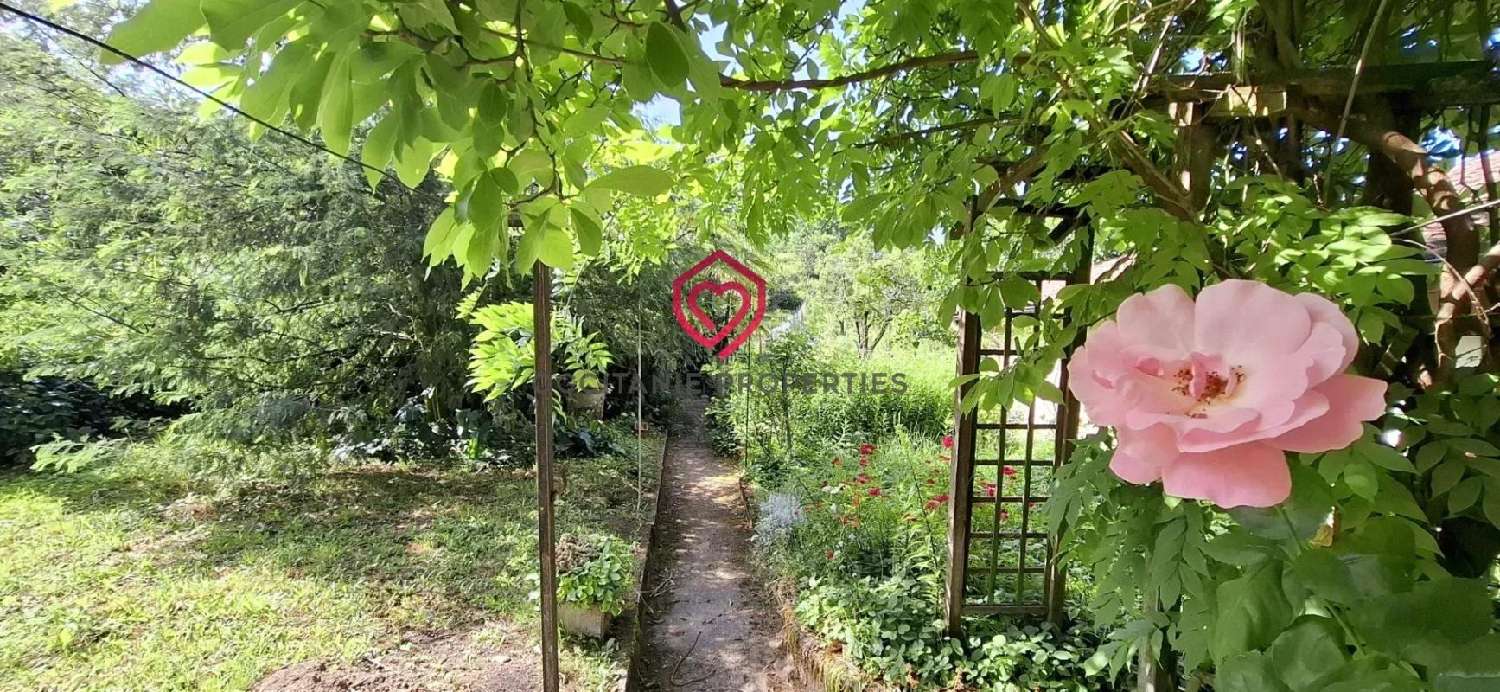 à vendre maison de village Ganac Ariège 8