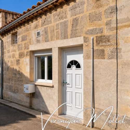 Saint-André-de-Cubzac Gironde village house foto 7391124