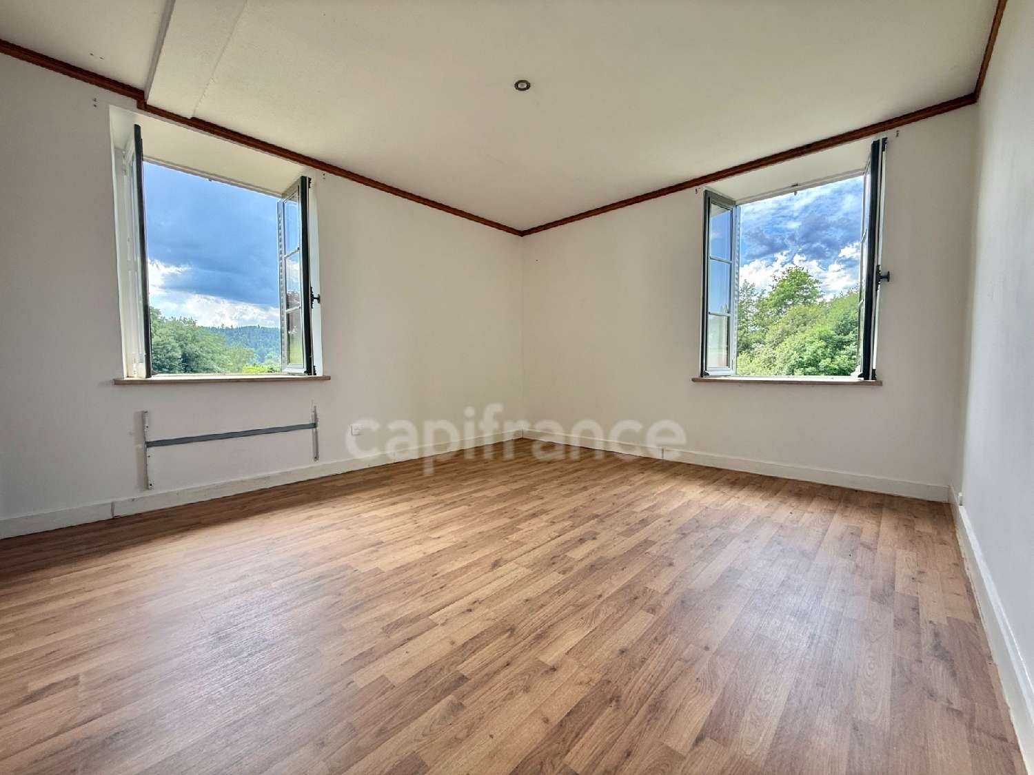 en venta casa de pueblo Saint-Just-en-Chevalet Loire 2