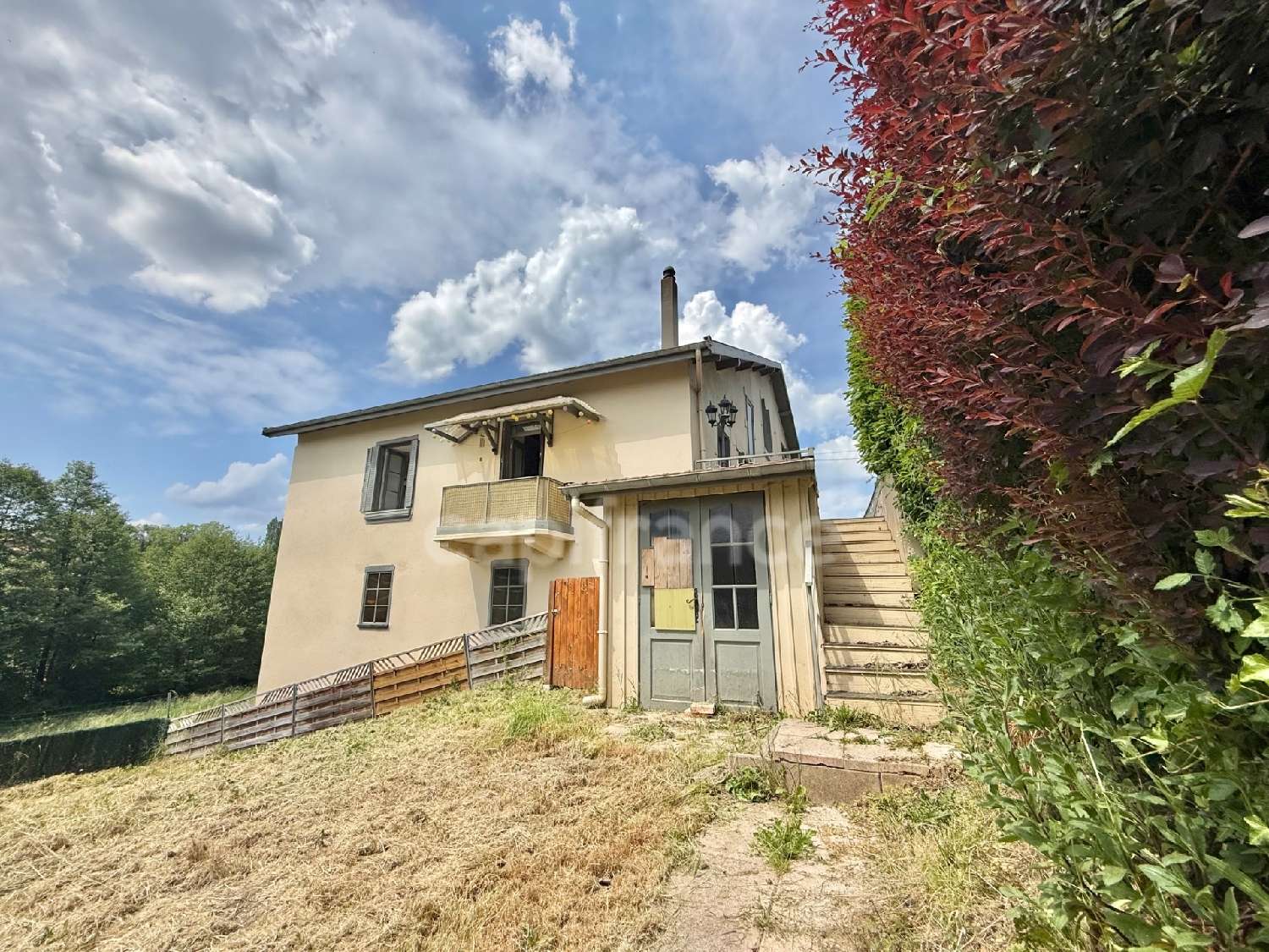 en venta casa de pueblo Saint-Just-en-Chevalet Loire 8