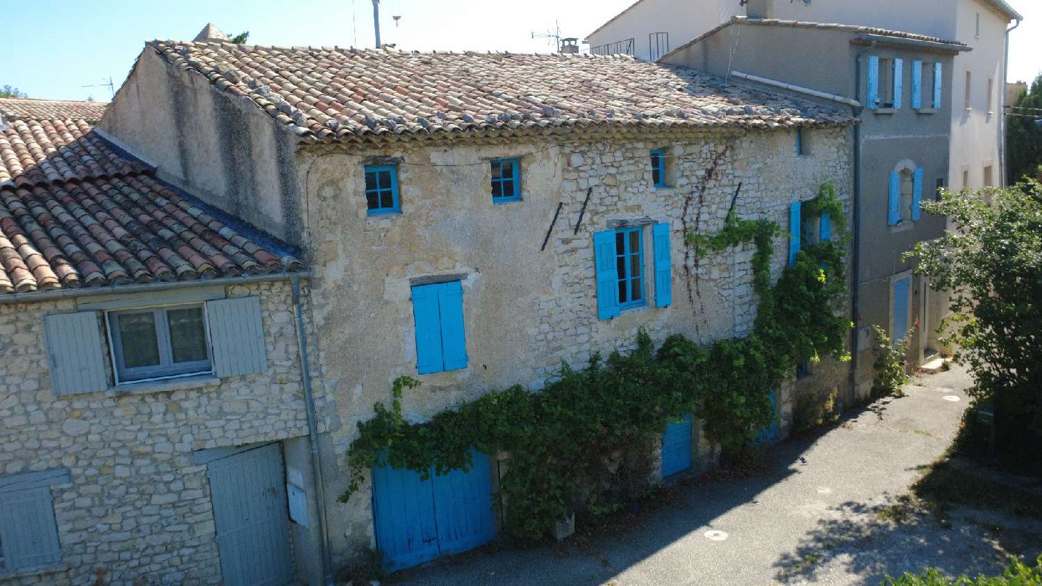en venta casa de pueblo Saint-Trinit Vaucluse 3