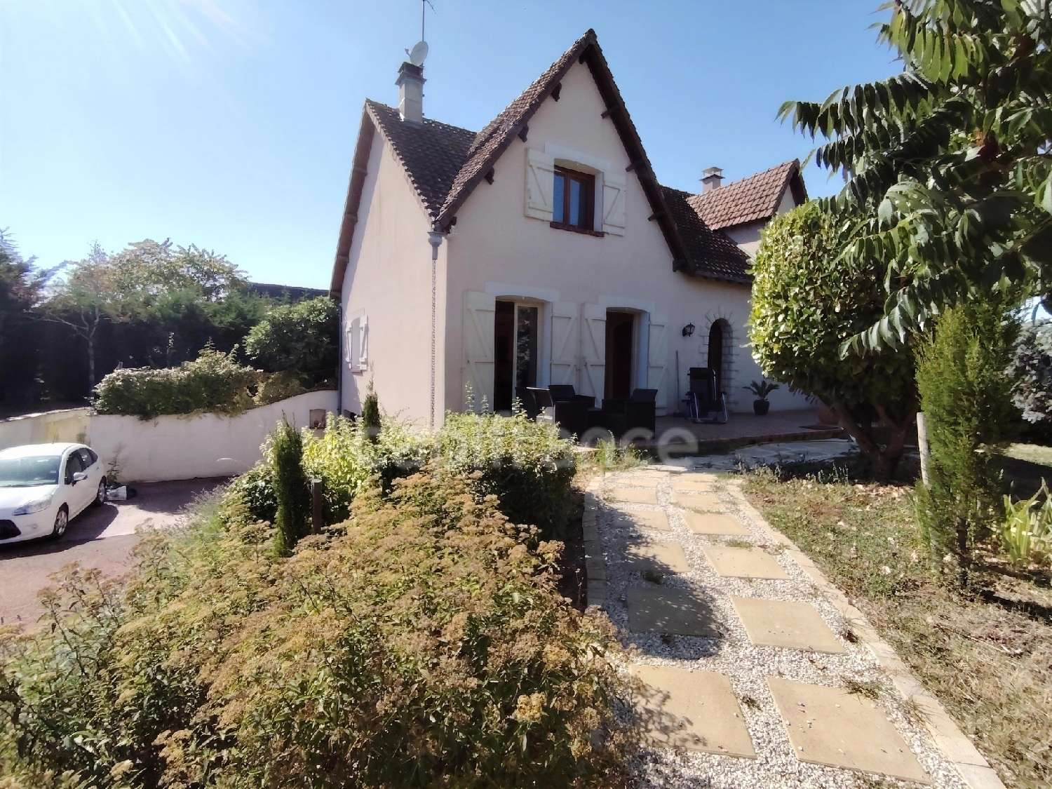 for sale village house Seignelay Yonne 2