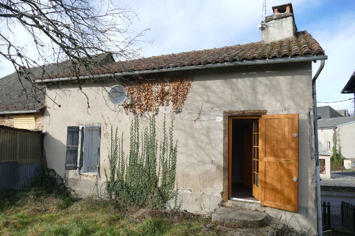 for sale village house Sénezergues Cantal 4