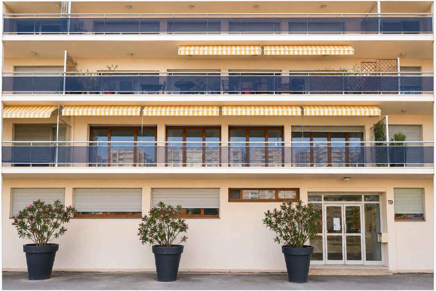  à vendre appartement Aix-en-Provence Bouches-du-Rhône 2
