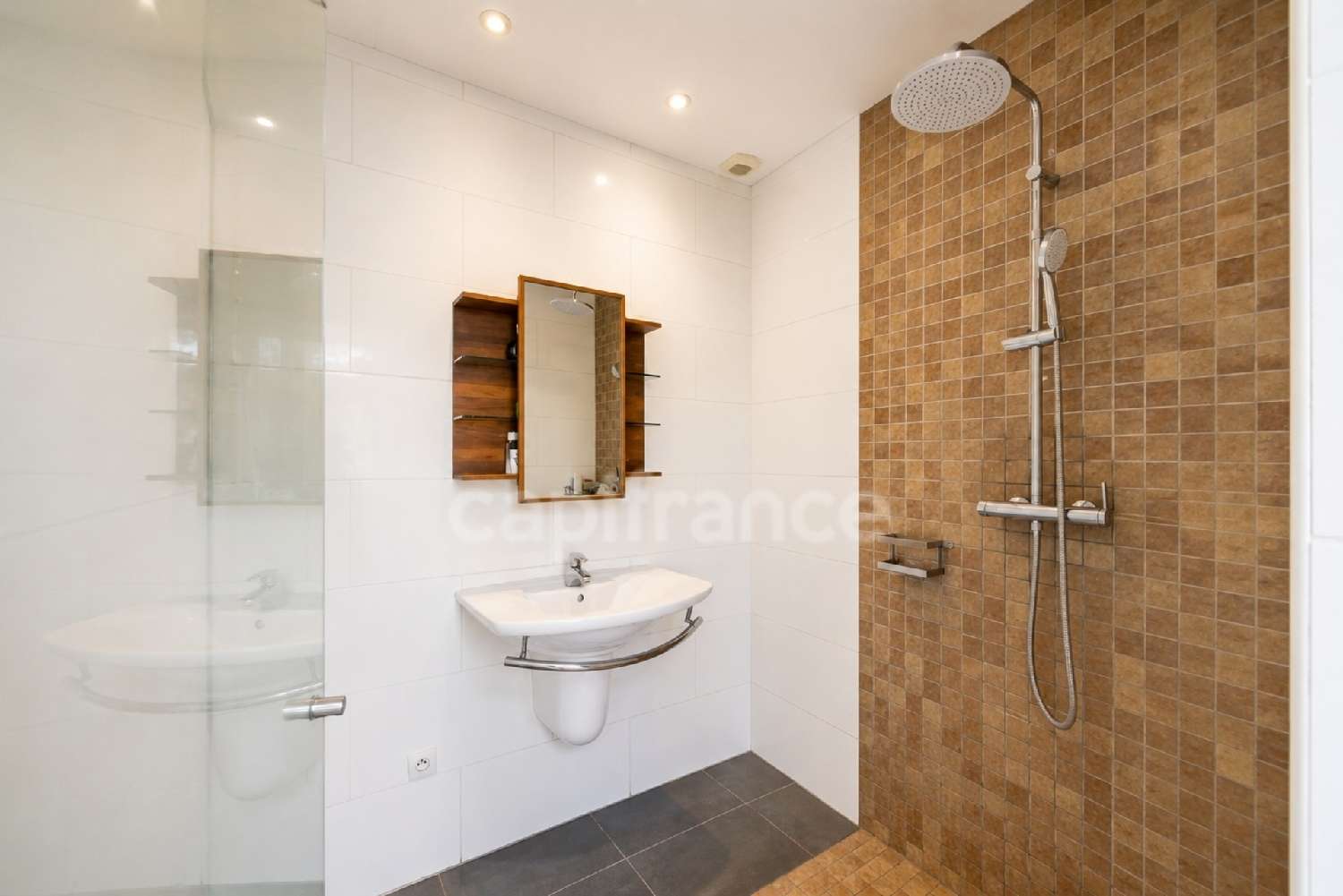 for sale apartment La Panouse Bouches-du-Rhône 8