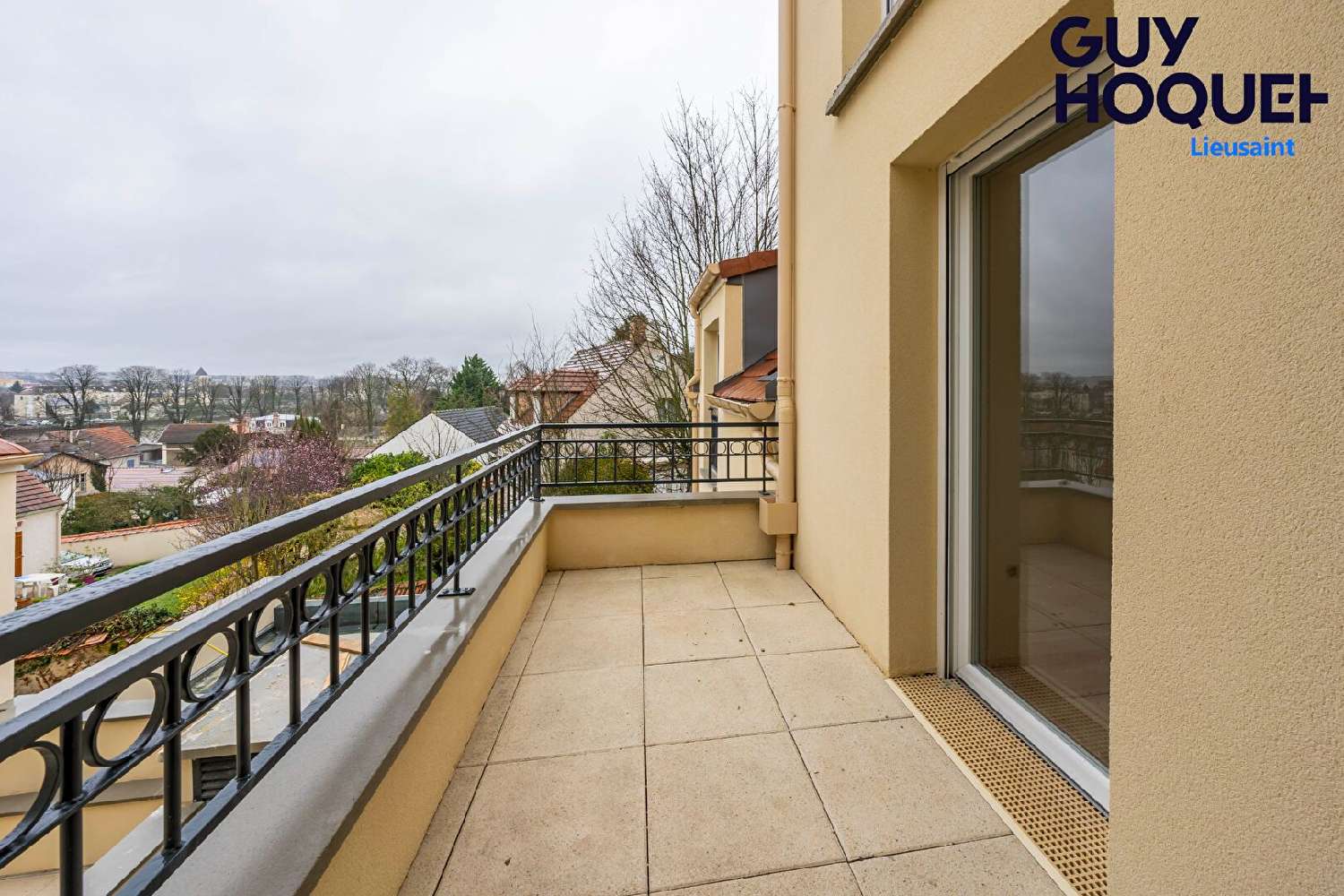 for sale apartment Saint-Pierre-du-Perray Essonne 1