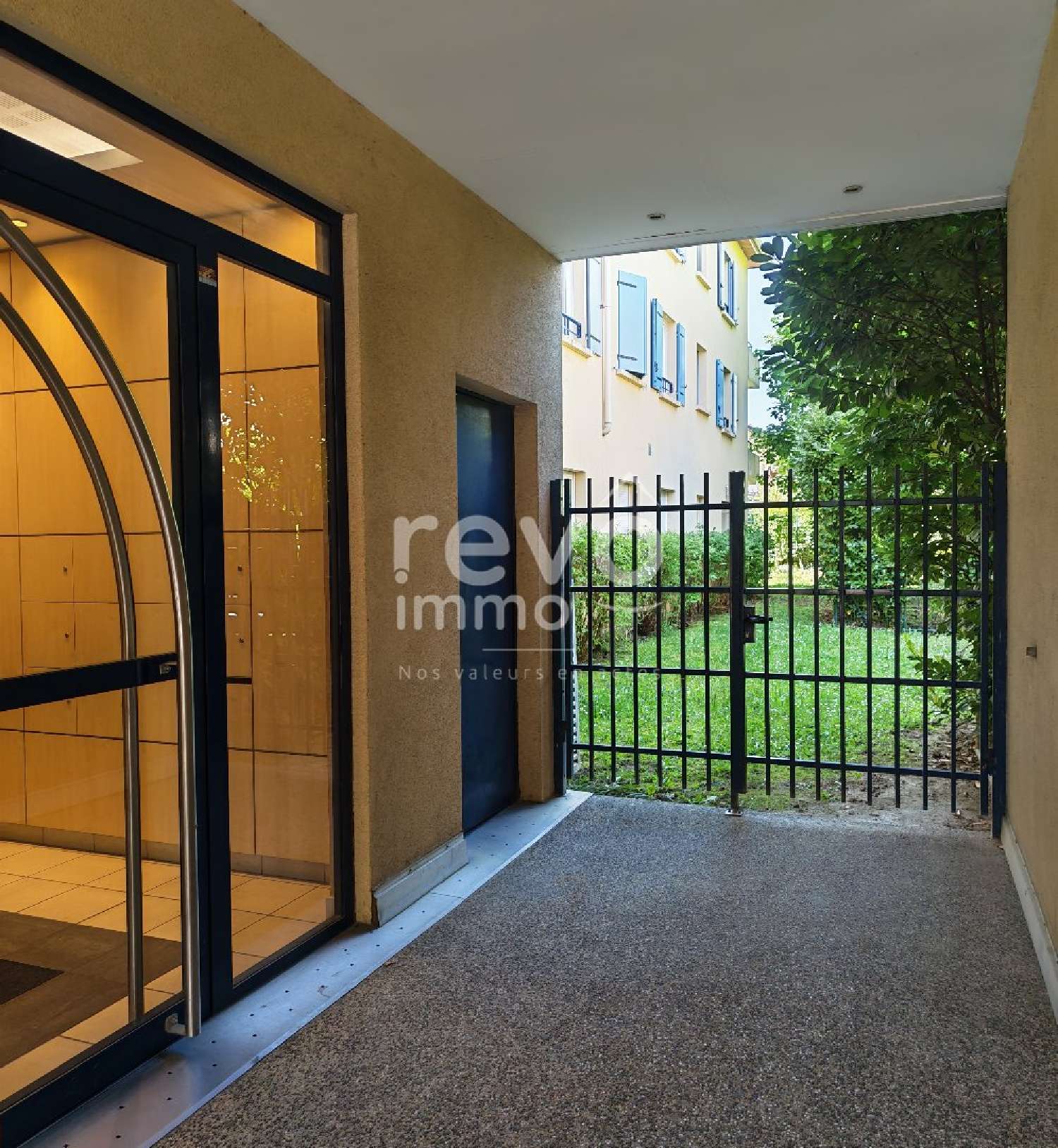 en venta apartamento Sathonay-Village Rhône 4