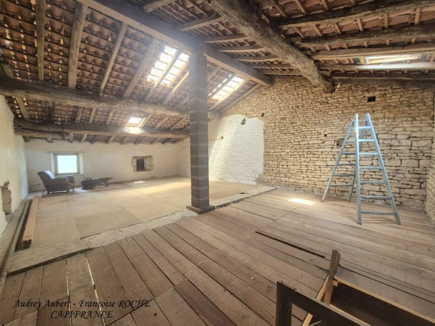 for sale barn Archingeay Charente-Maritime 4