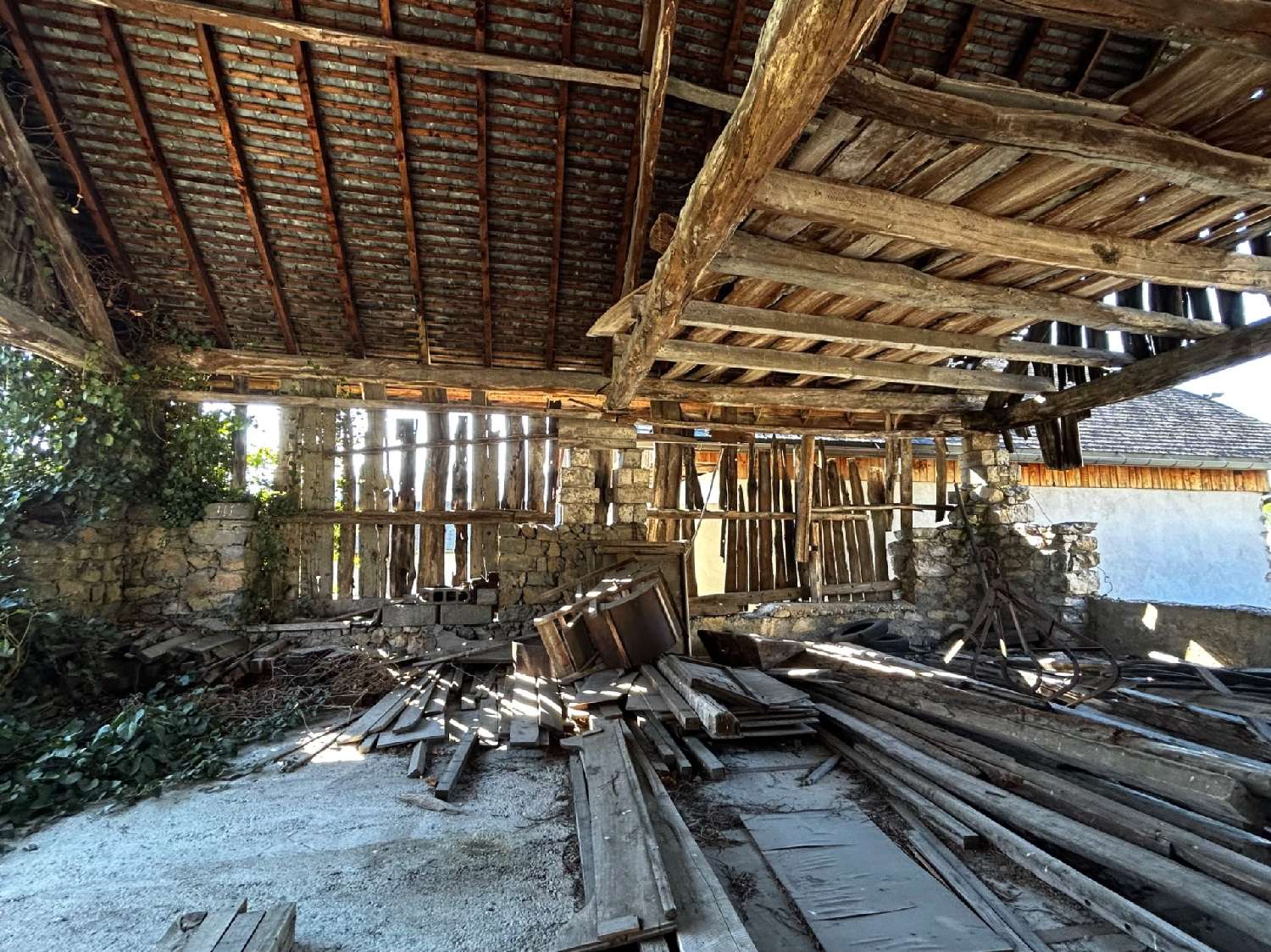 te koop schuur Saint-Jean-de-la-Porte Savoie 2
