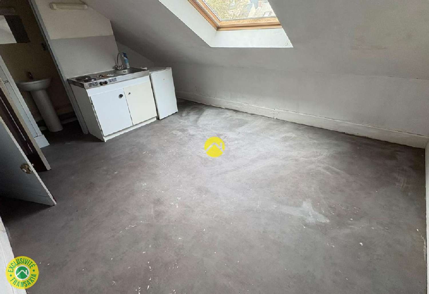 à vendre batiment Bourges Cher 3