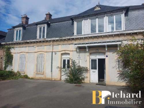 Laon Aisne building foto