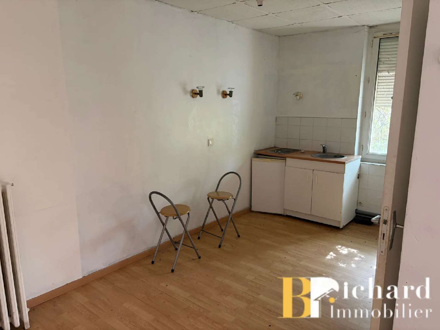 for sale building Laon Aisne 3