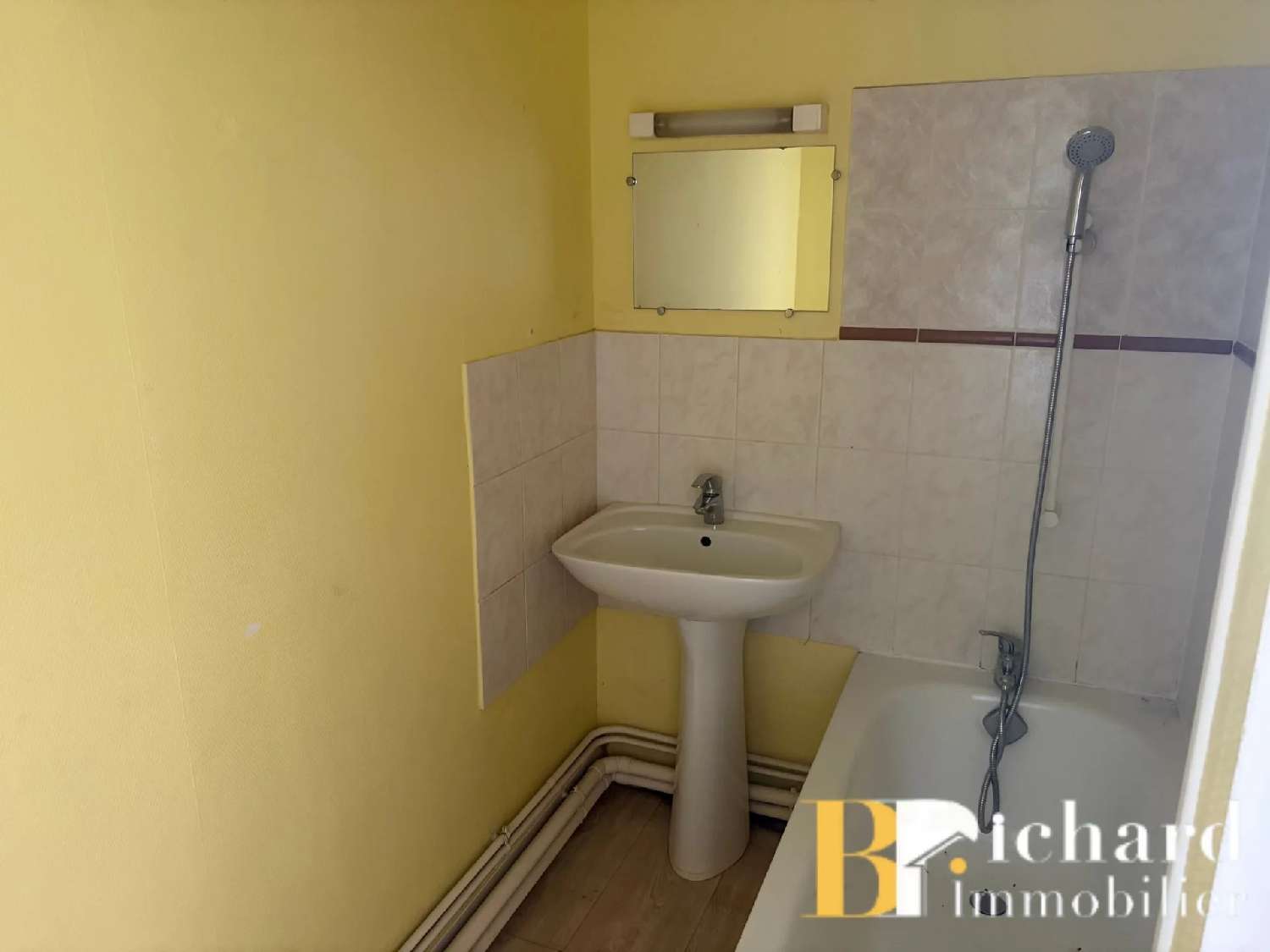 for sale building Laon Aisne 6