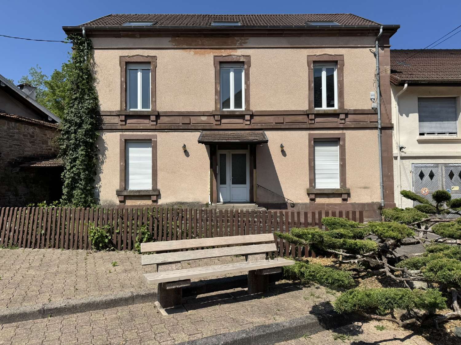 à vendre batiment Mélisey Haute-Saône 1